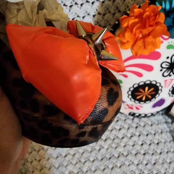 Penny Loves Kenny Cheetah Spike Heels - Picture 3 of 4